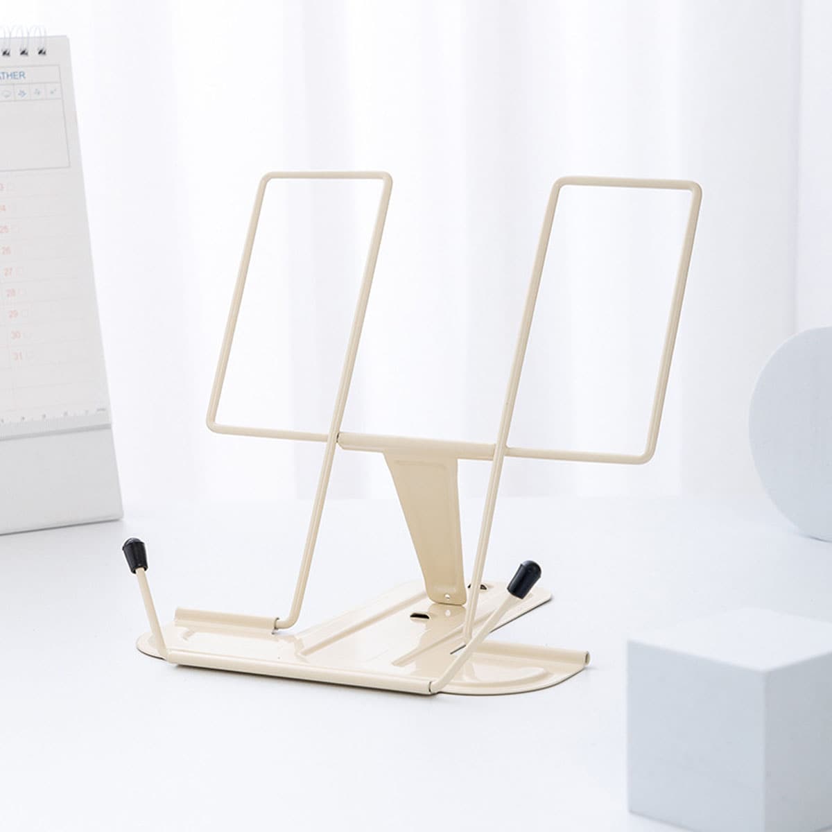 Music Stand Folding - シンプルな金属製読書スタンド、折りたたみ式ポータブル読書スタンド、本棚、楽譜スタンド